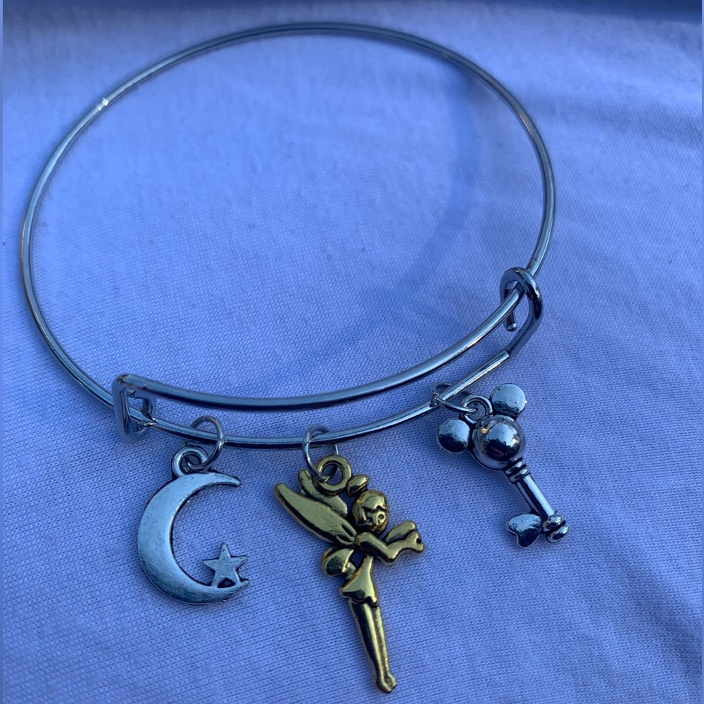 Brand New! Handmade! Adjustable Charm Bangle Bracelet! - Picture 2 of 5